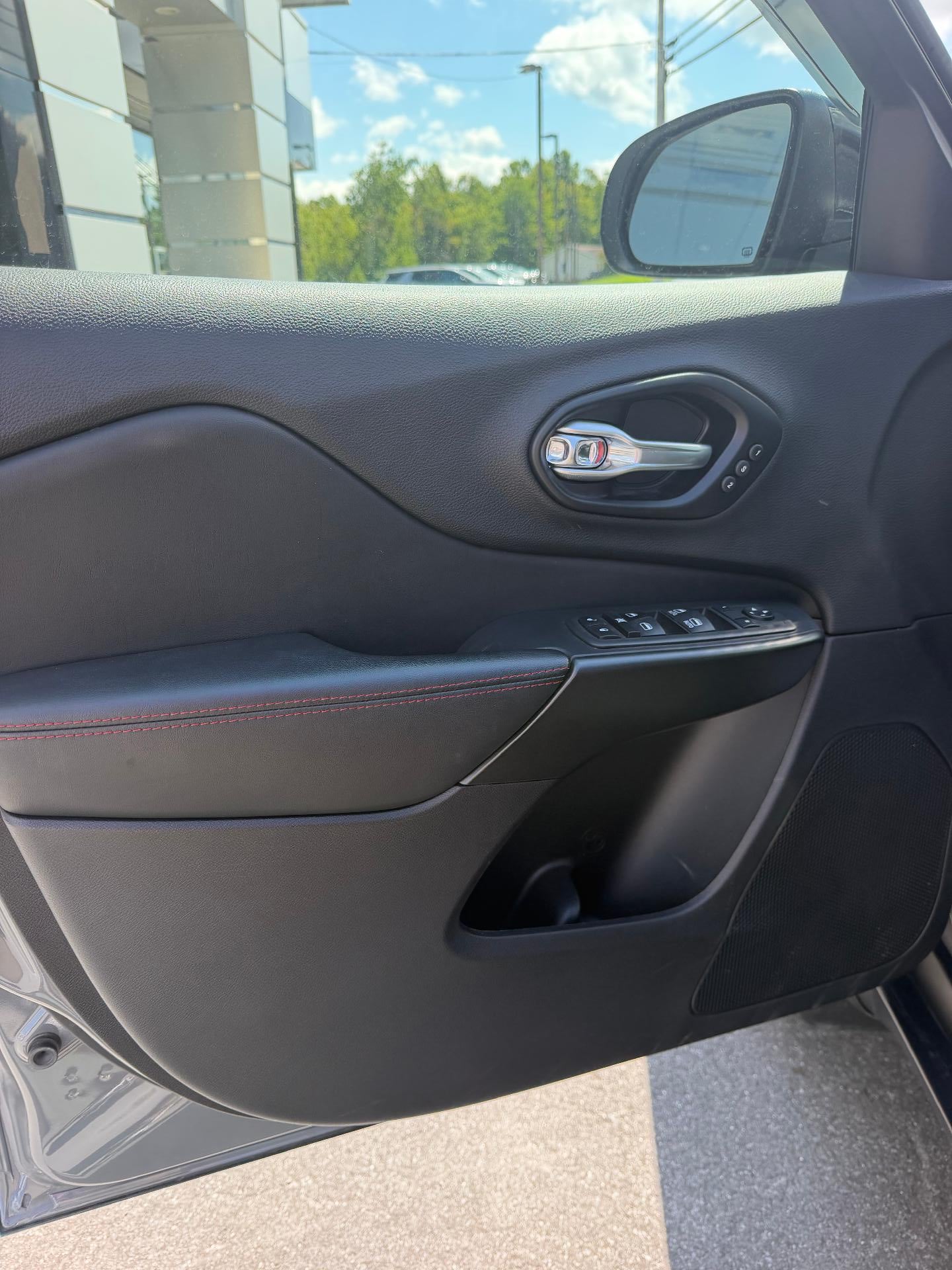 2022 Jeep Cherokee Trailhawk 4x4