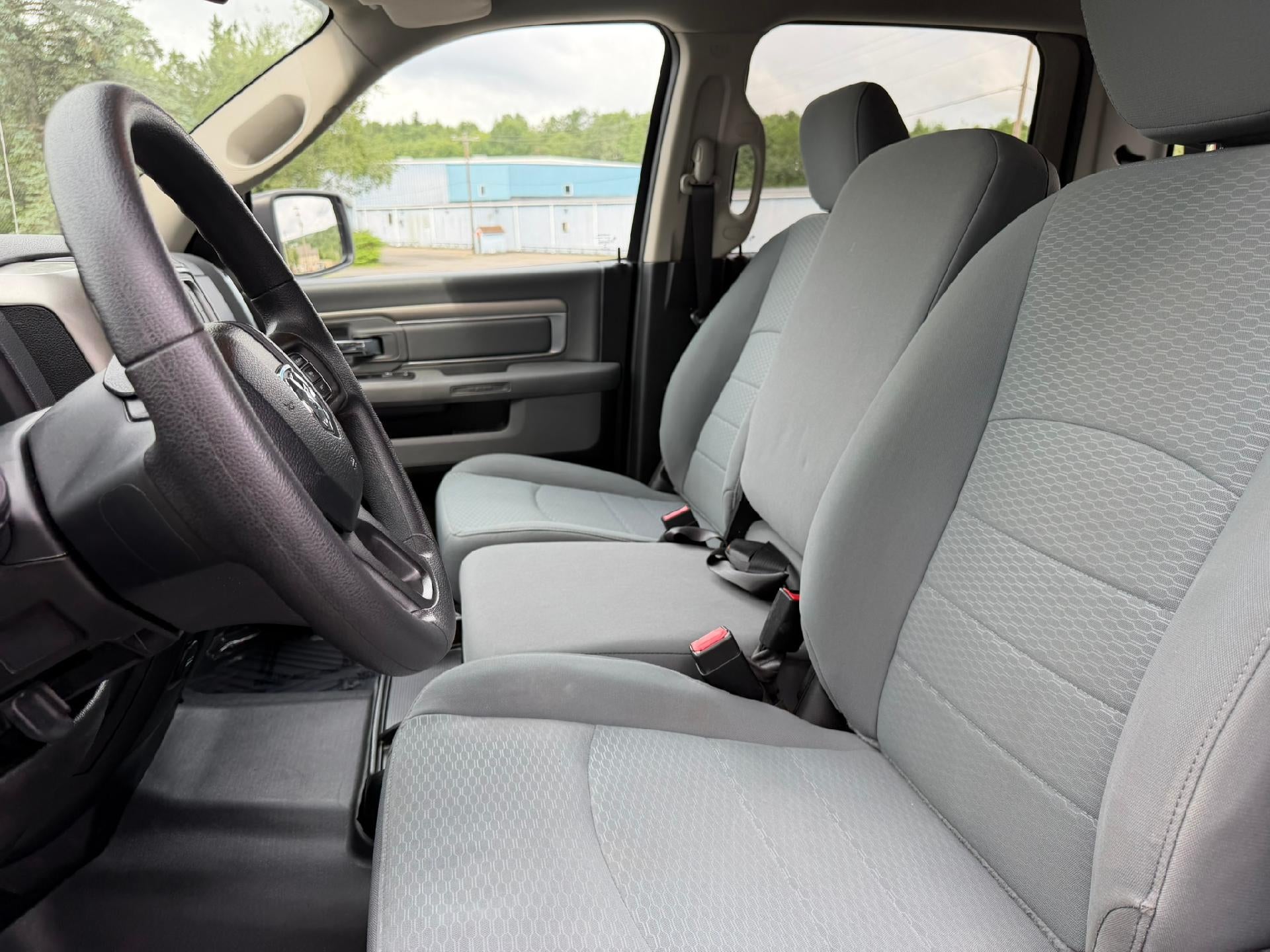2019 RAM 1500 Classic SLT Crew Cab 4x4 6'4" Box