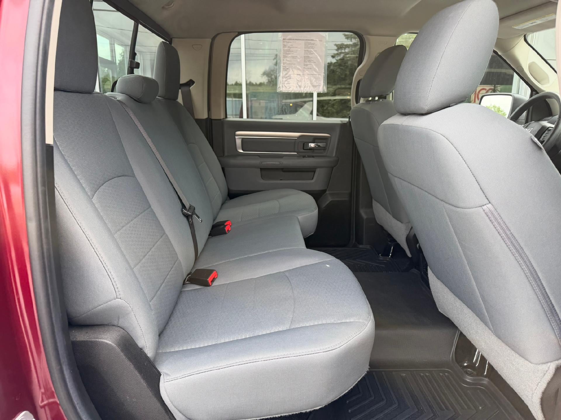 2019 RAM 1500 Classic SLT Crew Cab 4x4 6'4" Box