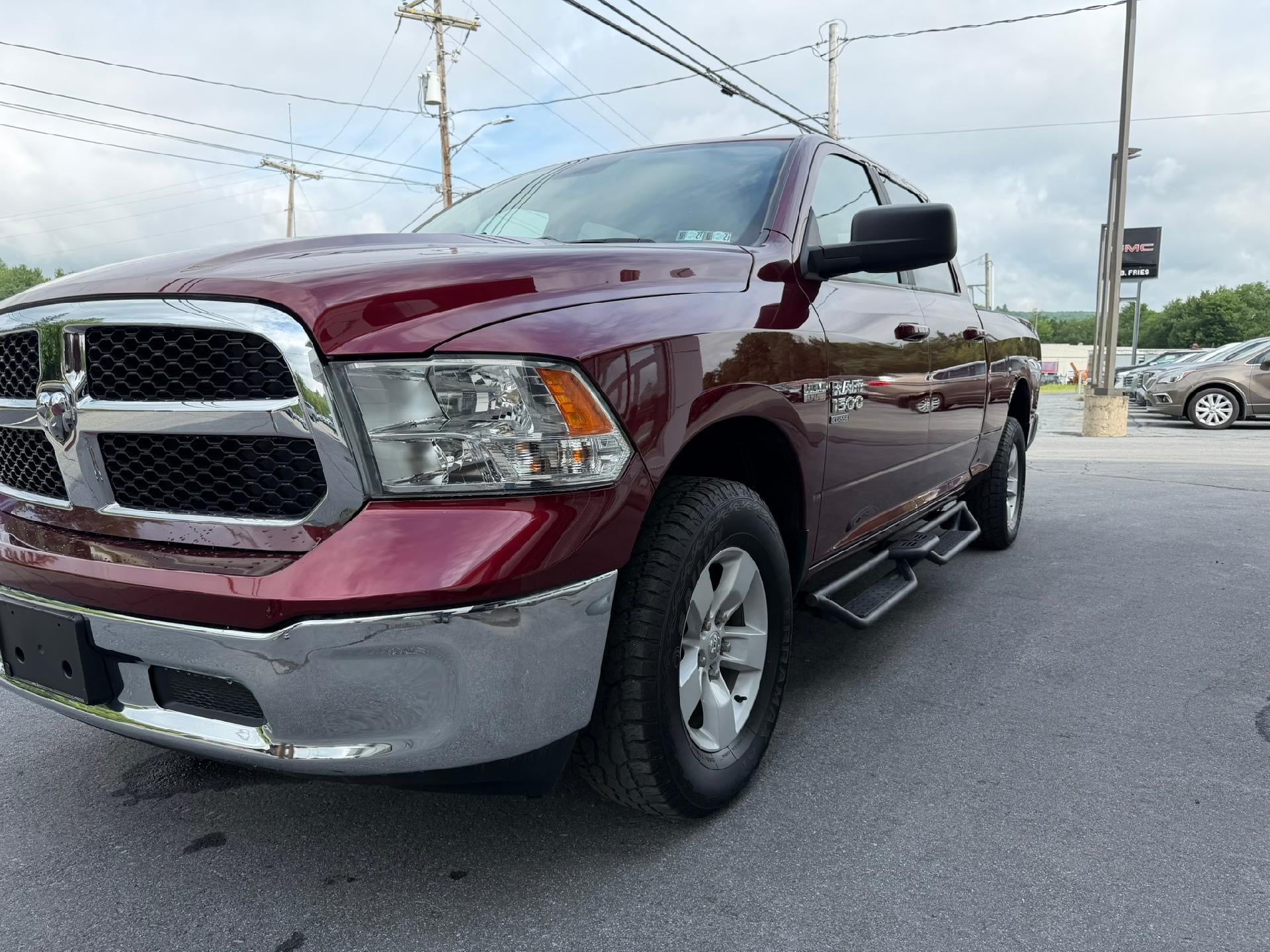 2019 RAM 1500 Classic SLT Crew Cab 4x4 6'4" Box