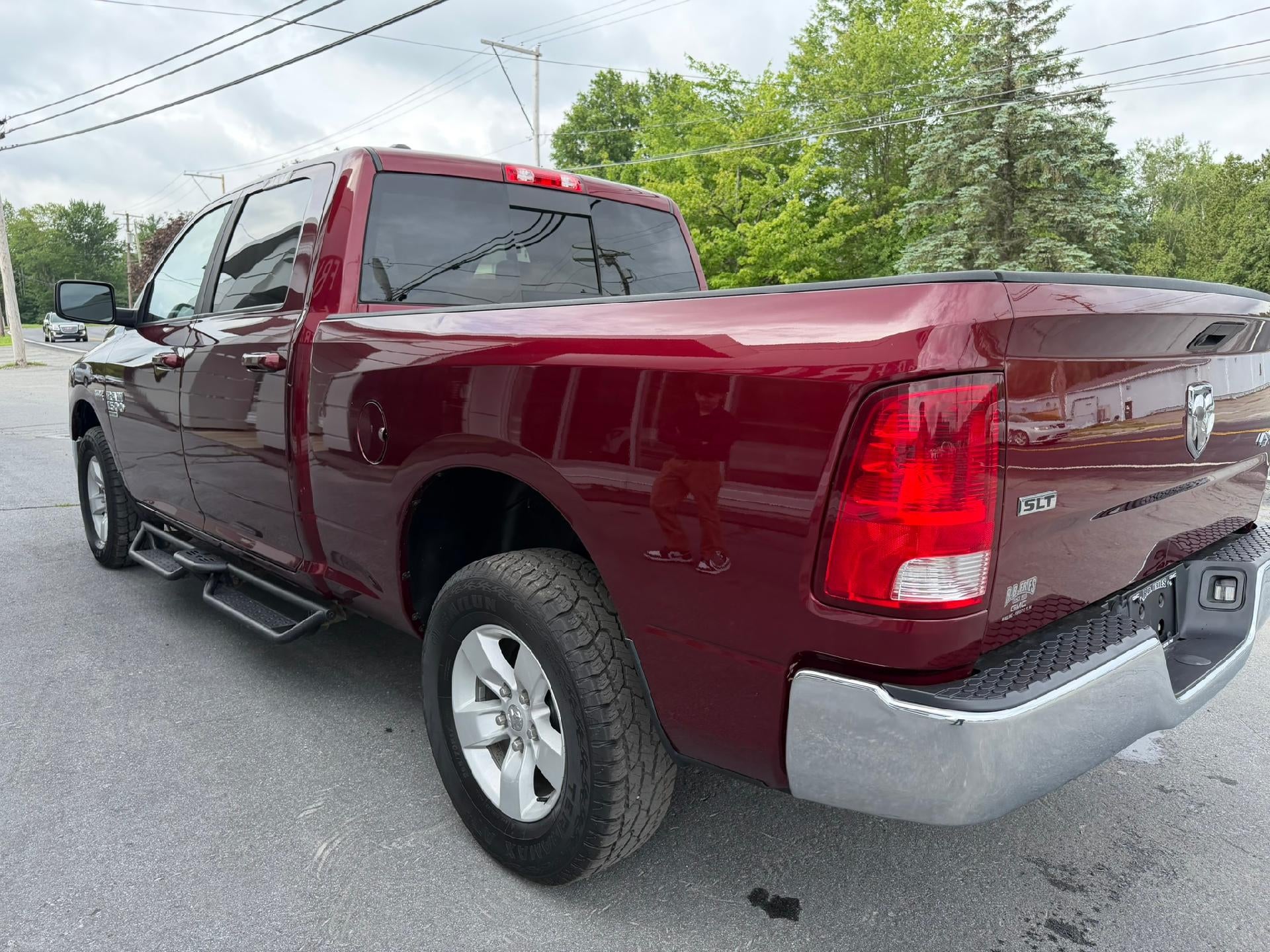 2019 RAM 1500 Classic SLT Crew Cab 4x4 6'4" Box