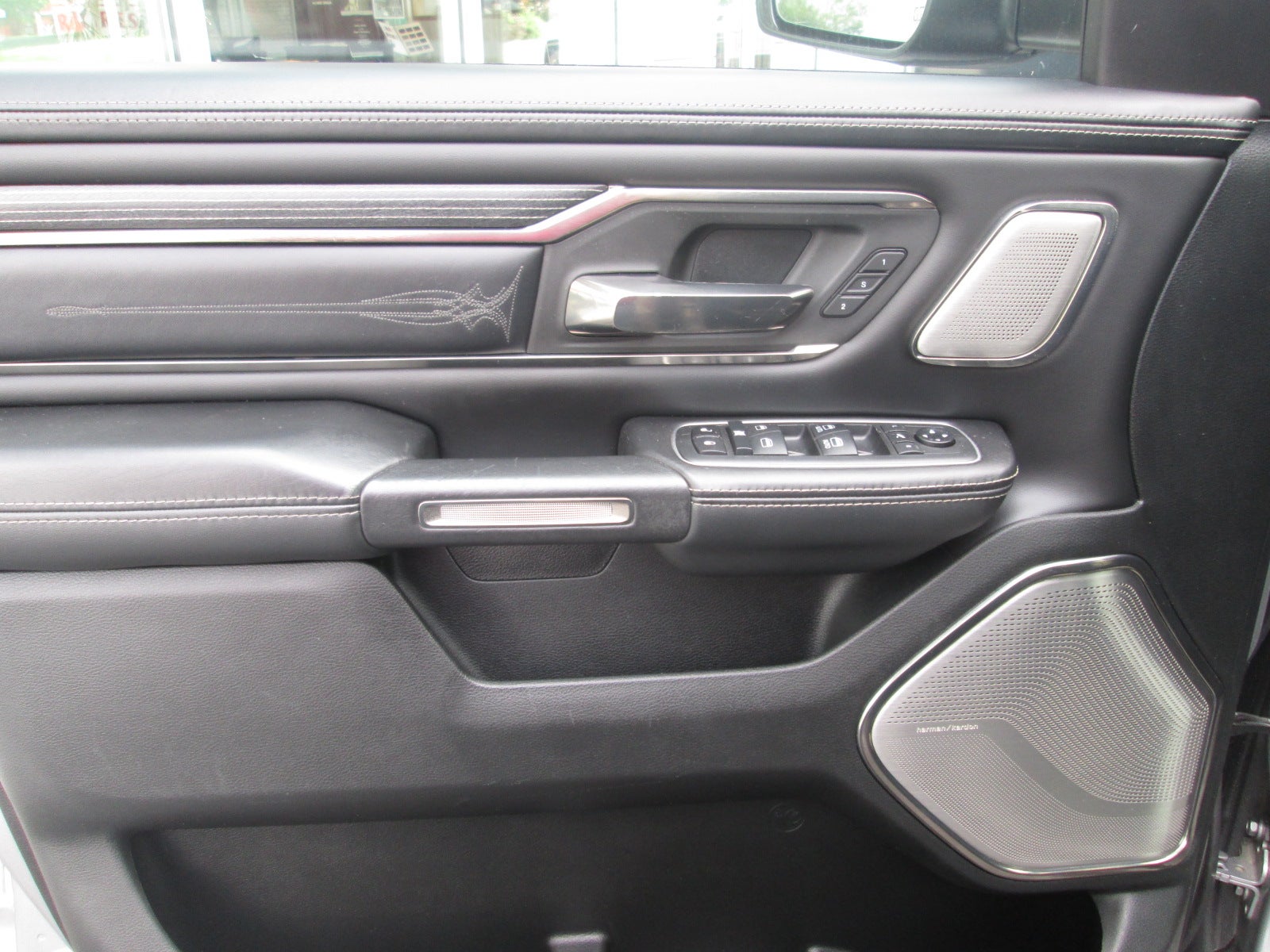 2020 RAM 1500 Limited