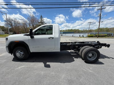2026 GMC Sierra 3500 HD Chassis Cab Pro
