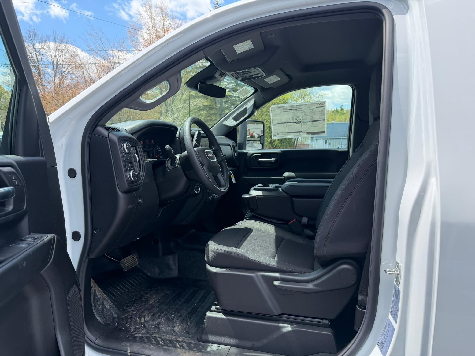 2026 GMC Sierra 3500 HD Chassis Cab Pro