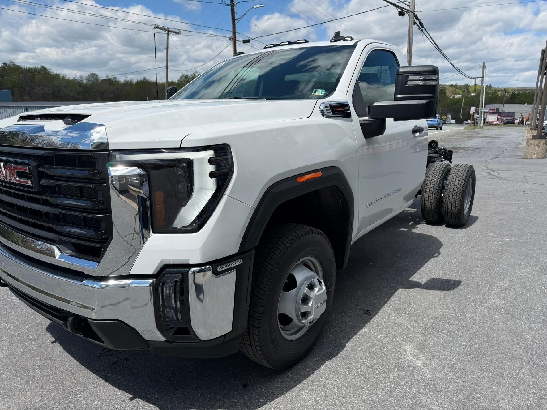 2026 GMC Sierra 3500 HD Chassis Cab Pro
