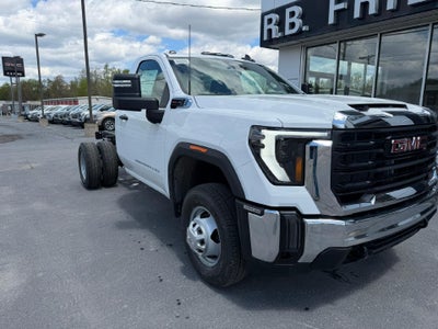 2026 GMC Sierra 3500 HD Chassis Cab Pro