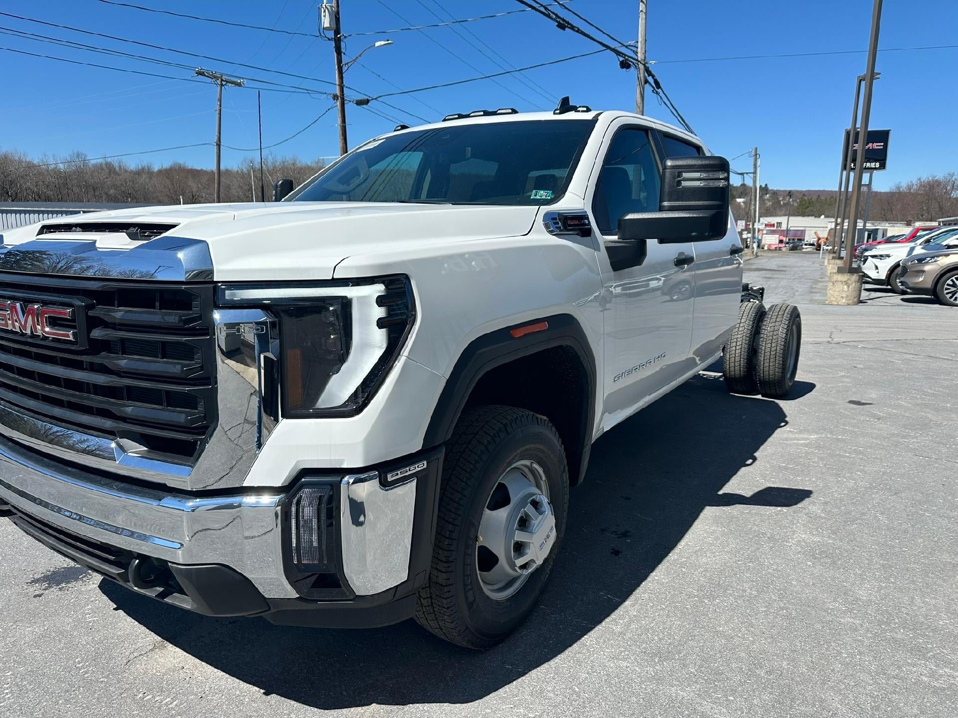2026 GMC Sierra 4WD Crew Cab Chassis Pro's photo