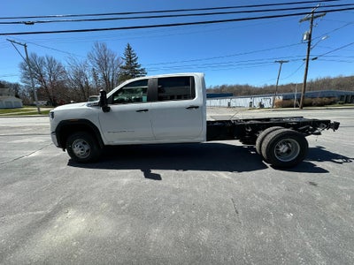 2026 GMC Sierra 3500 HD Chassis Cab Pro