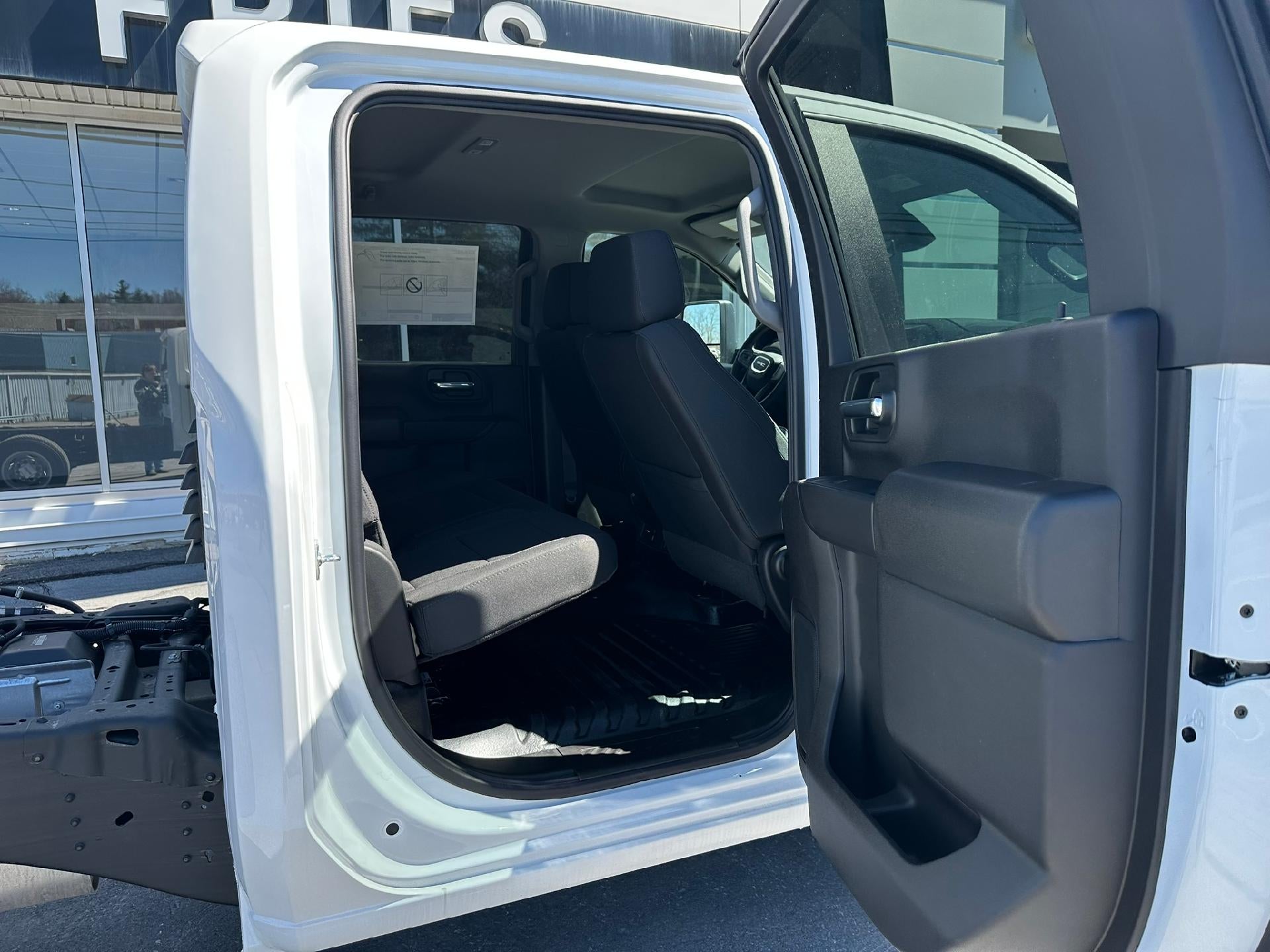 2026 GMC Sierra 3500 HD Chassis Cab Pro