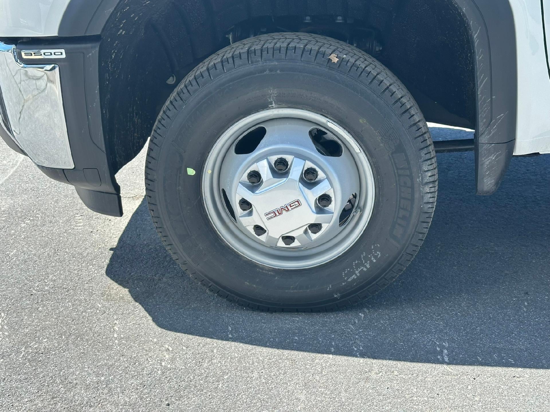 2026 GMC Sierra 3500 HD Chassis Cab Pro