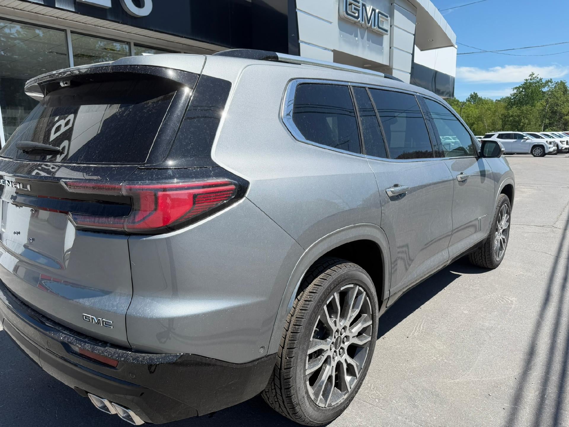 2026 GMC Acadia Denali Ultimate