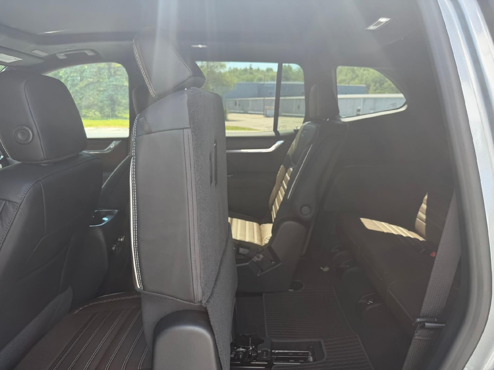 2026 GMC Acadia Denali Ultimate - Photo 53