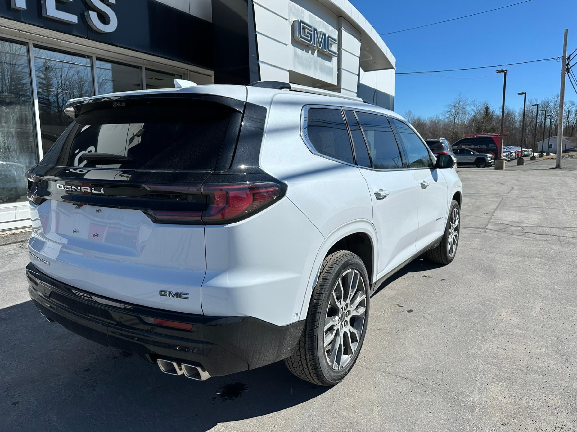 2026 GMC Acadia Denali Ultimate