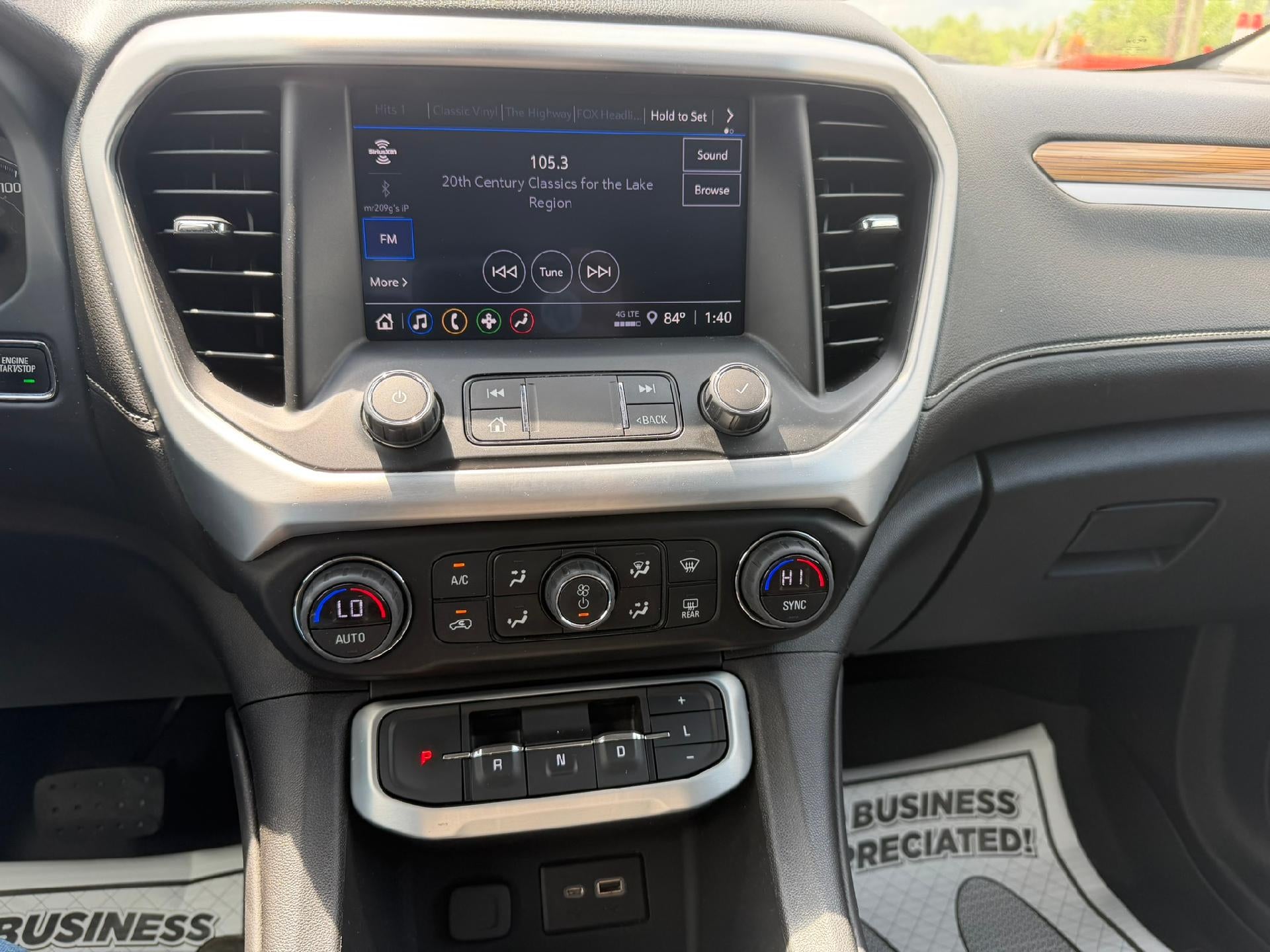 2022 GMC Acadia SLE