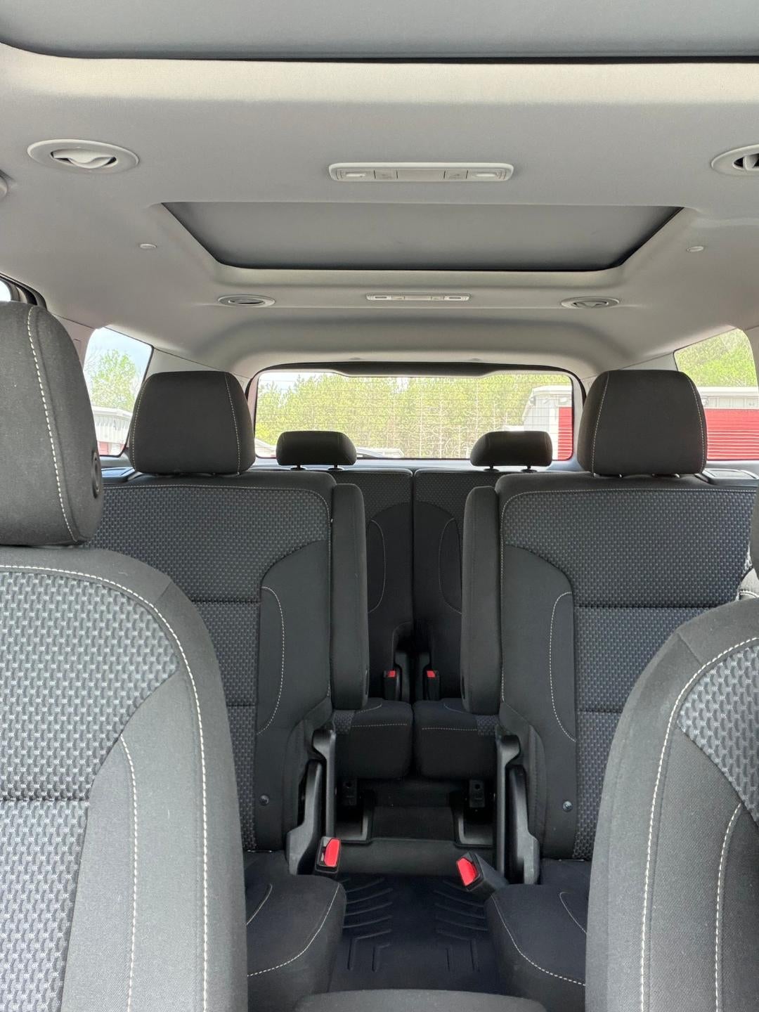 2022 GMC Acadia SLE