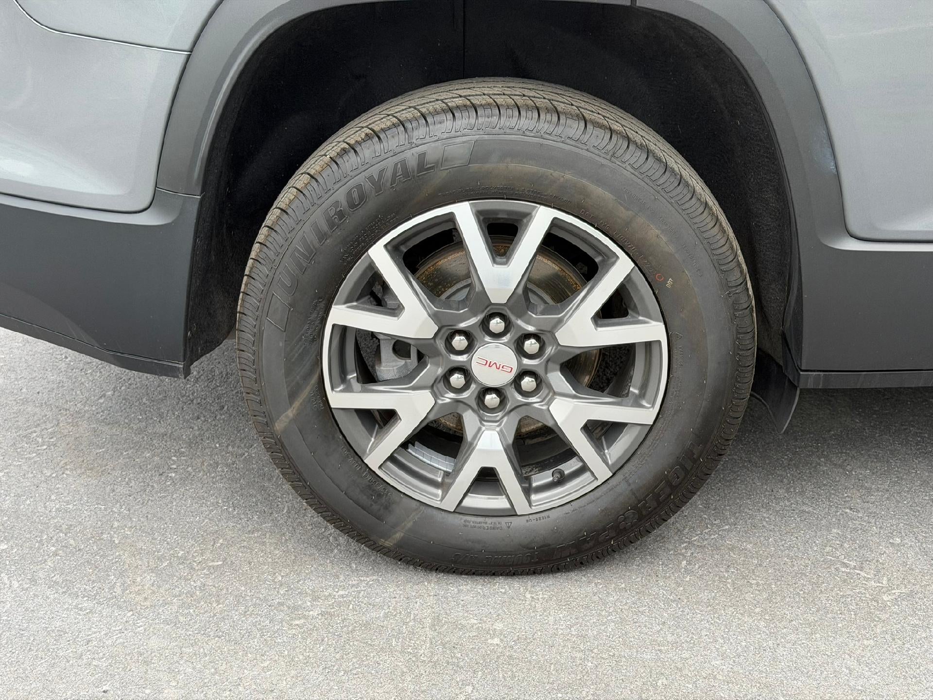 2022 GMC Acadia SLE