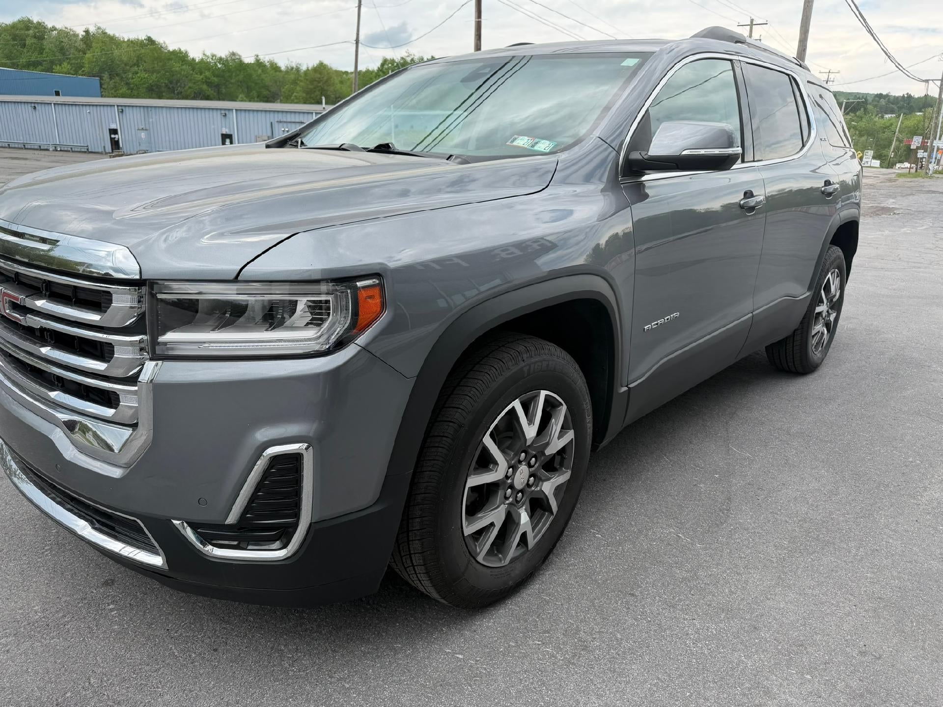 2022 GMC Acadia SLE