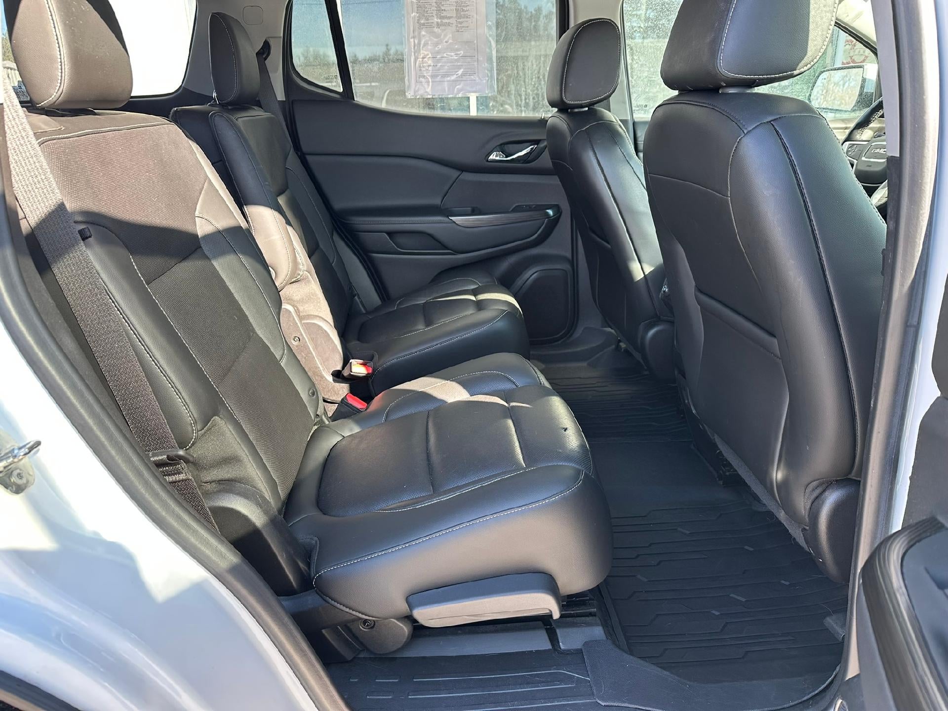 2019 GMC Acadia SLT