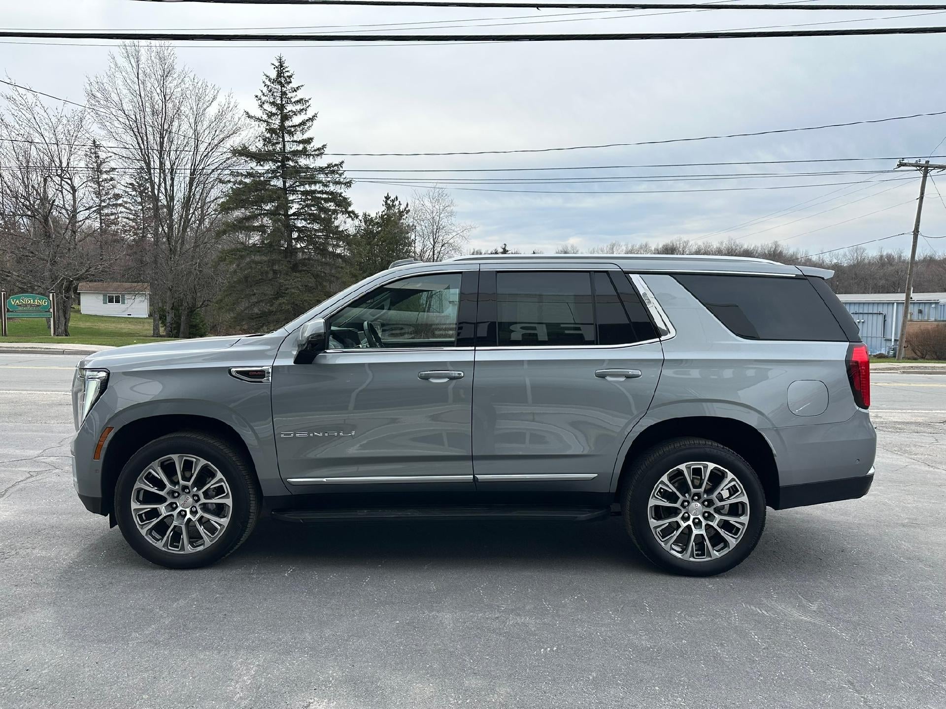 2025 GMC Yukon Denali