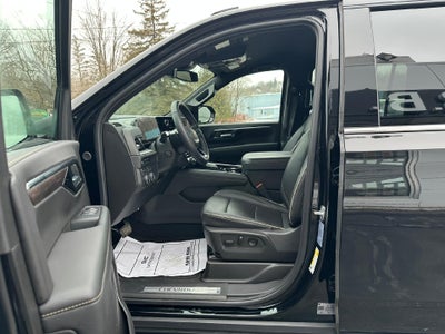 2025 Chevrolet Suburban Premier