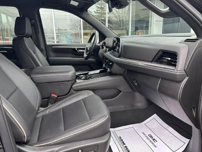 2025 Chevrolet Suburban Premier