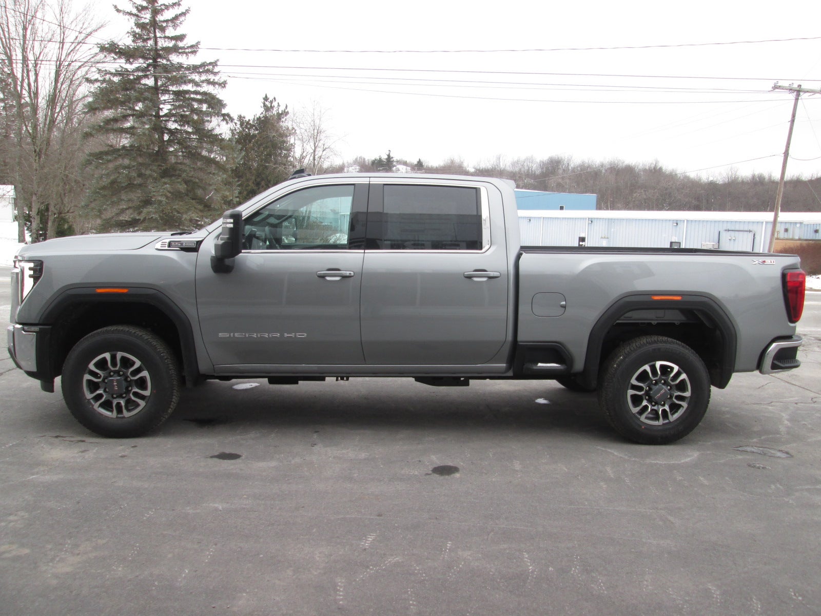 2026 GMC Sierra 2500 HD SLE