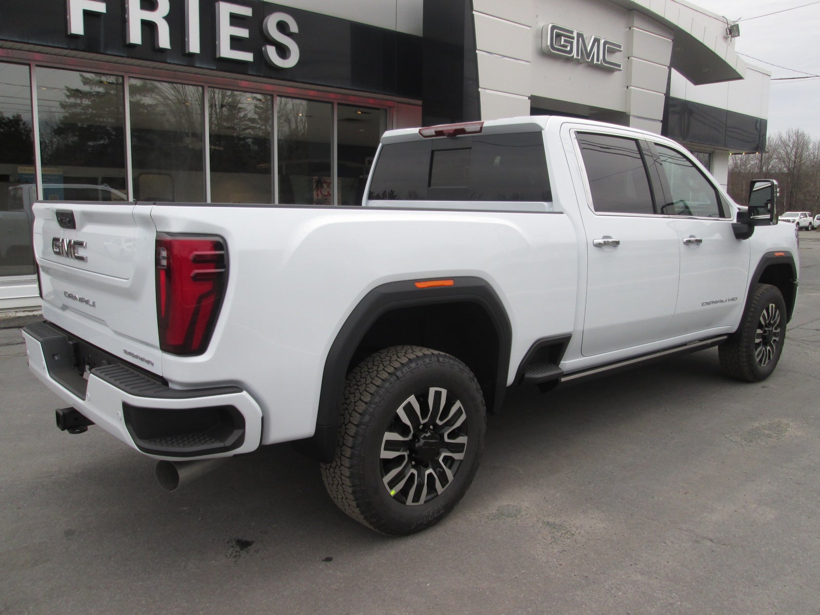 2026 GMC Sierra 2500 HD Denali Ultimate