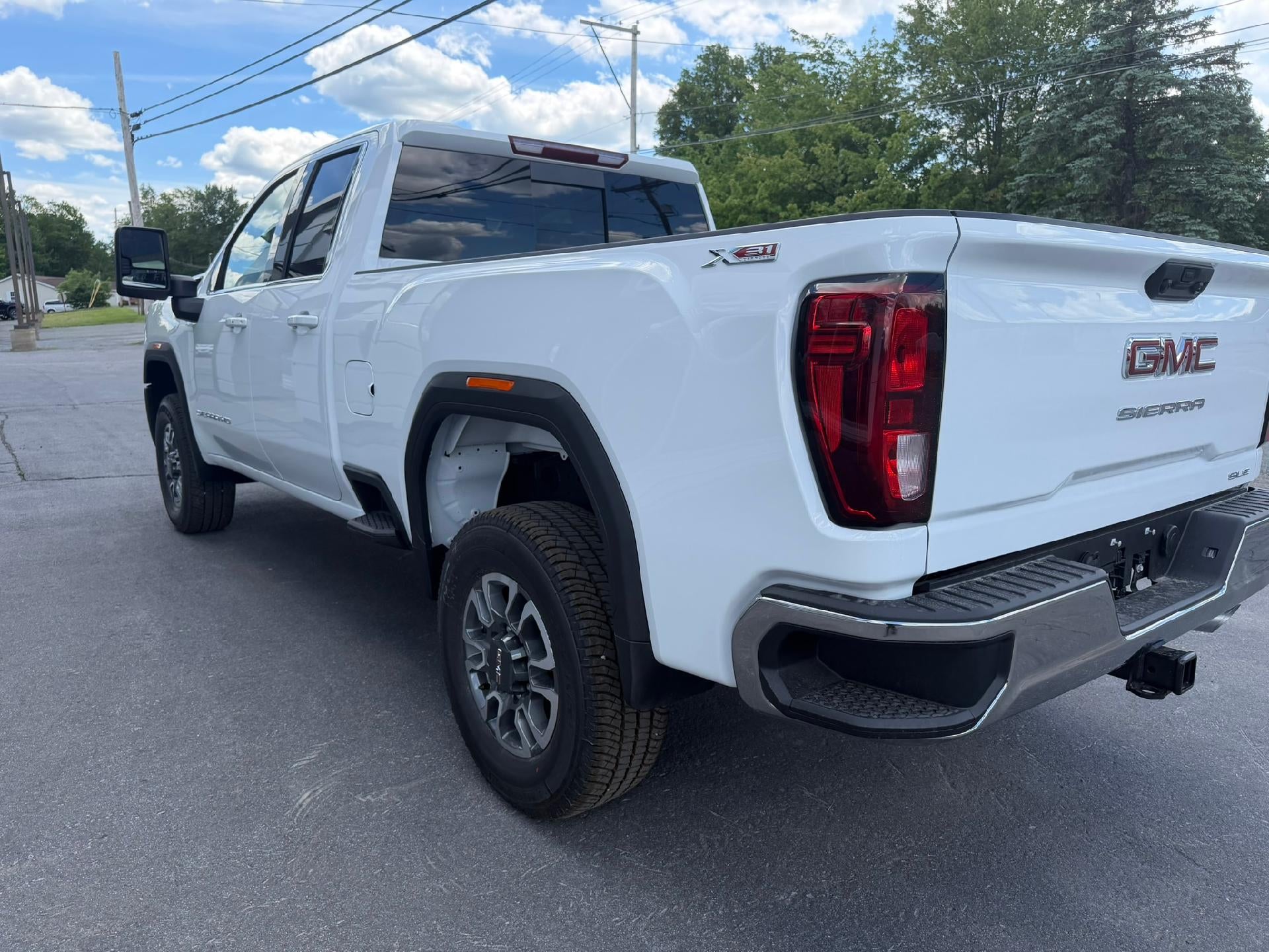 2026 GMC Sierra 2500 HD SLE