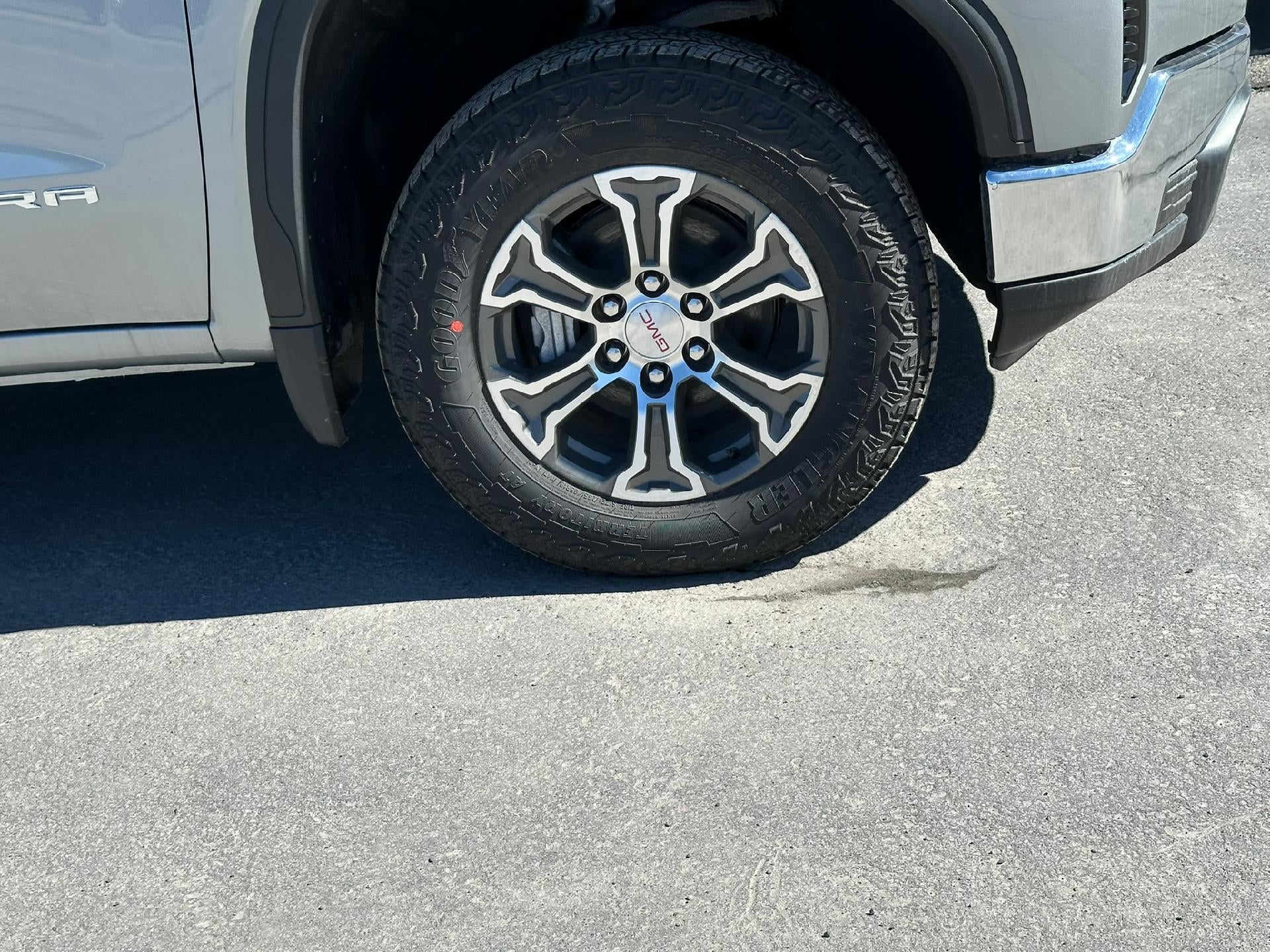 2026 GMC Sierra 1500 SLE