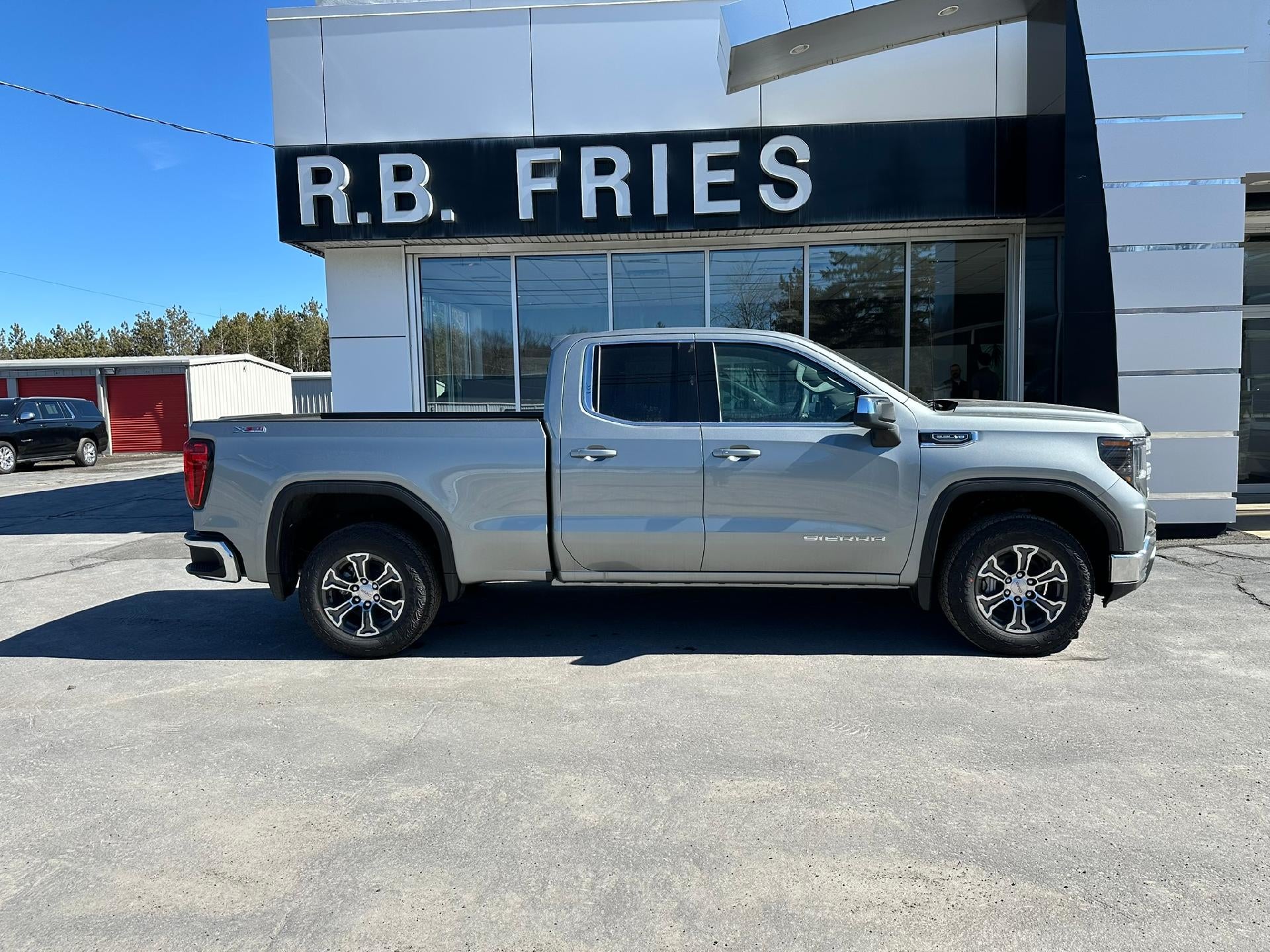 2026 GMC Sierra 1500 SLE