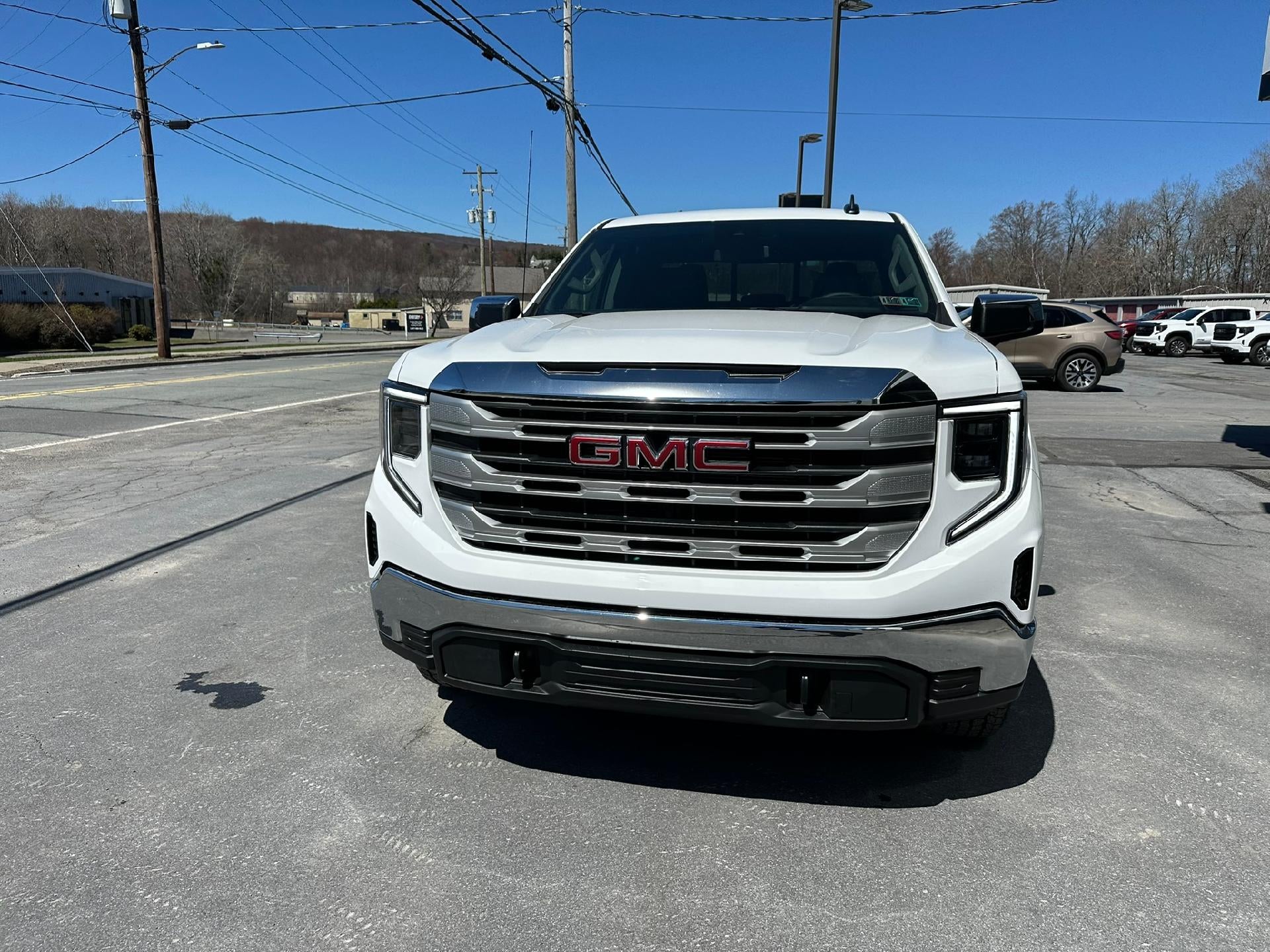 2026 GMC Sierra 1500 SLE