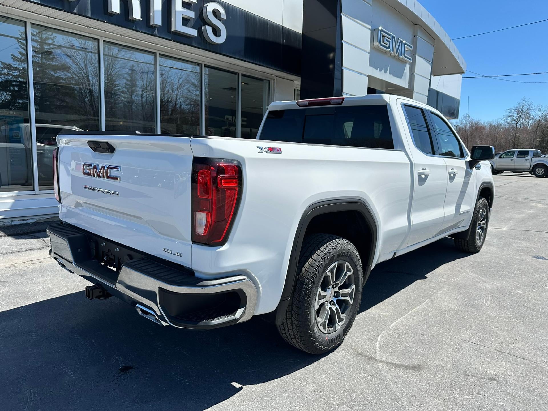 2026 GMC Sierra 1500 SLE