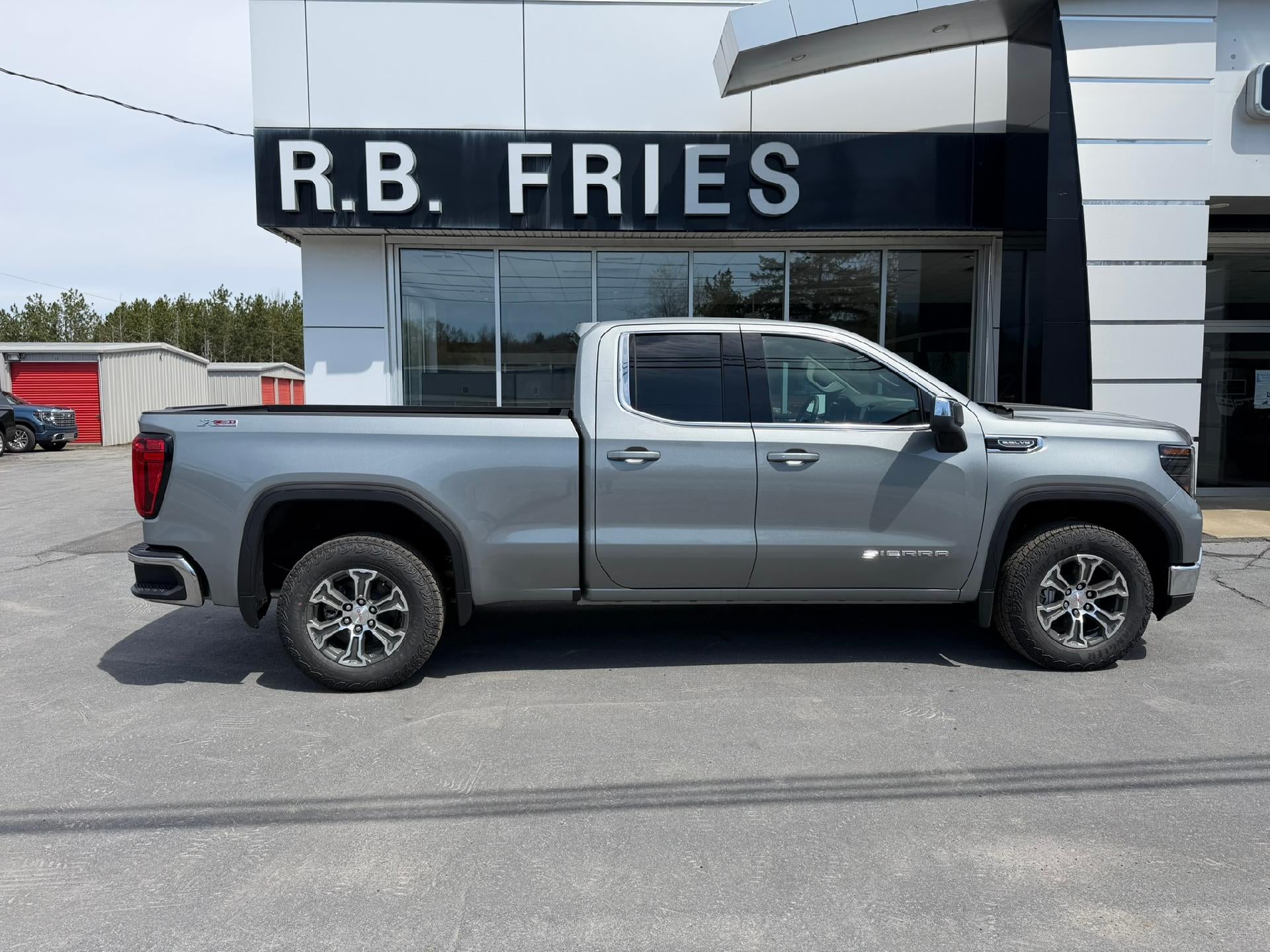 2026 GMC Sierra 1500 SLE