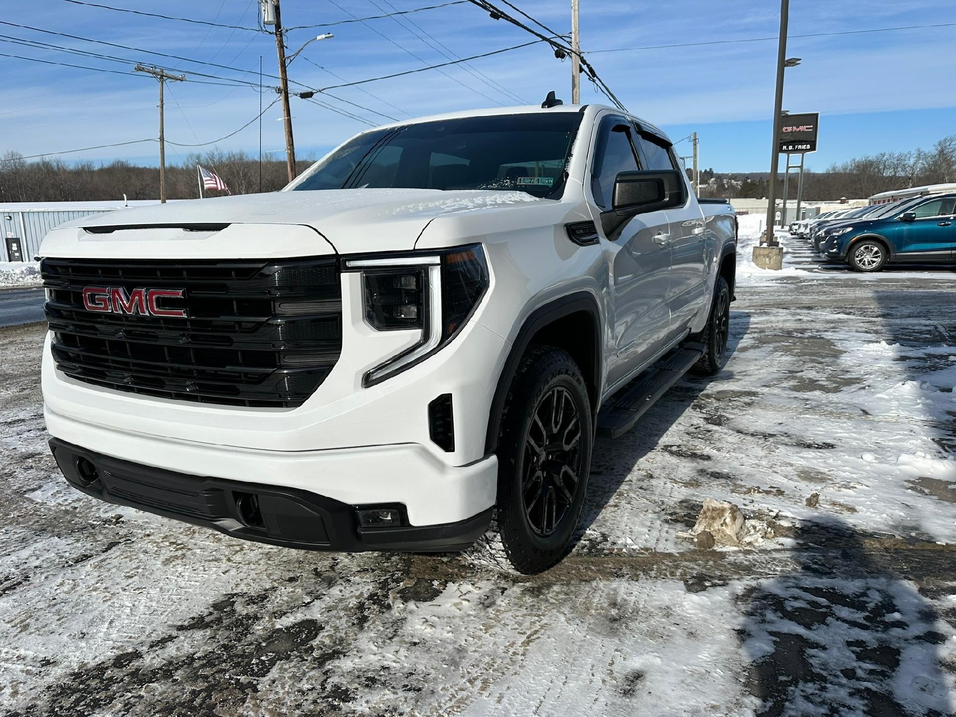 2024 GMC Sierra 1500 Elevation