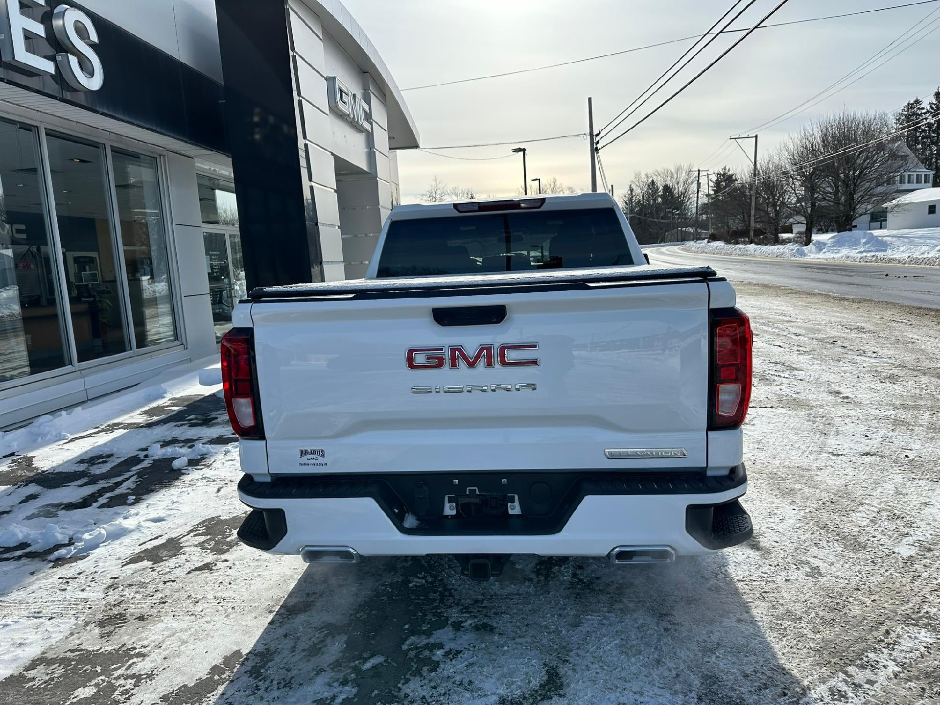 2024 GMC Sierra 1500 Elevation