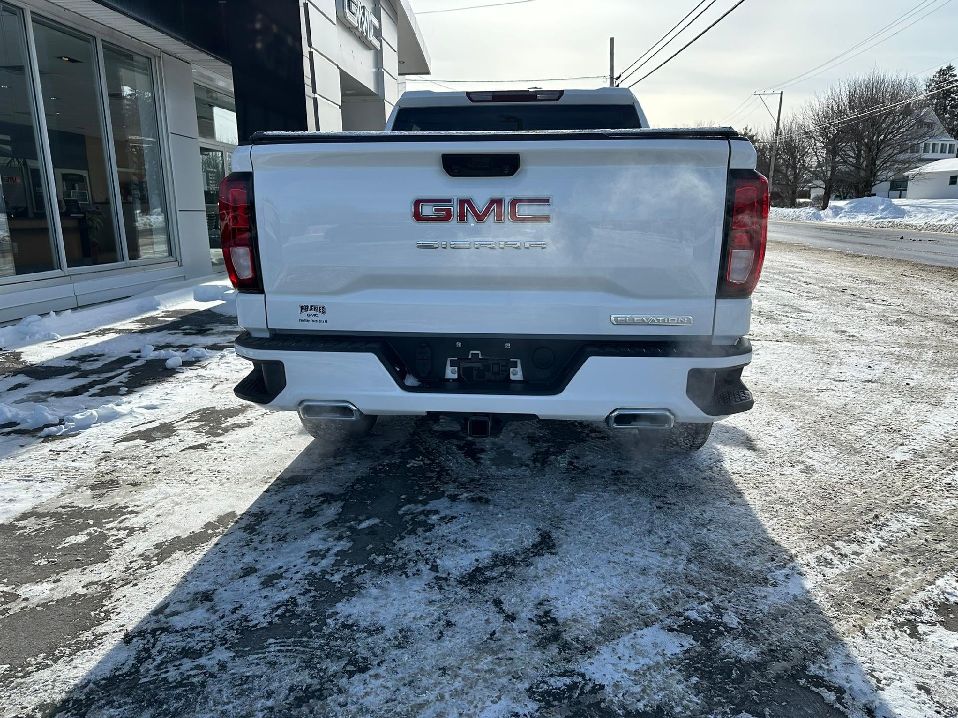 2024 GMC Sierra 1500 Elevation