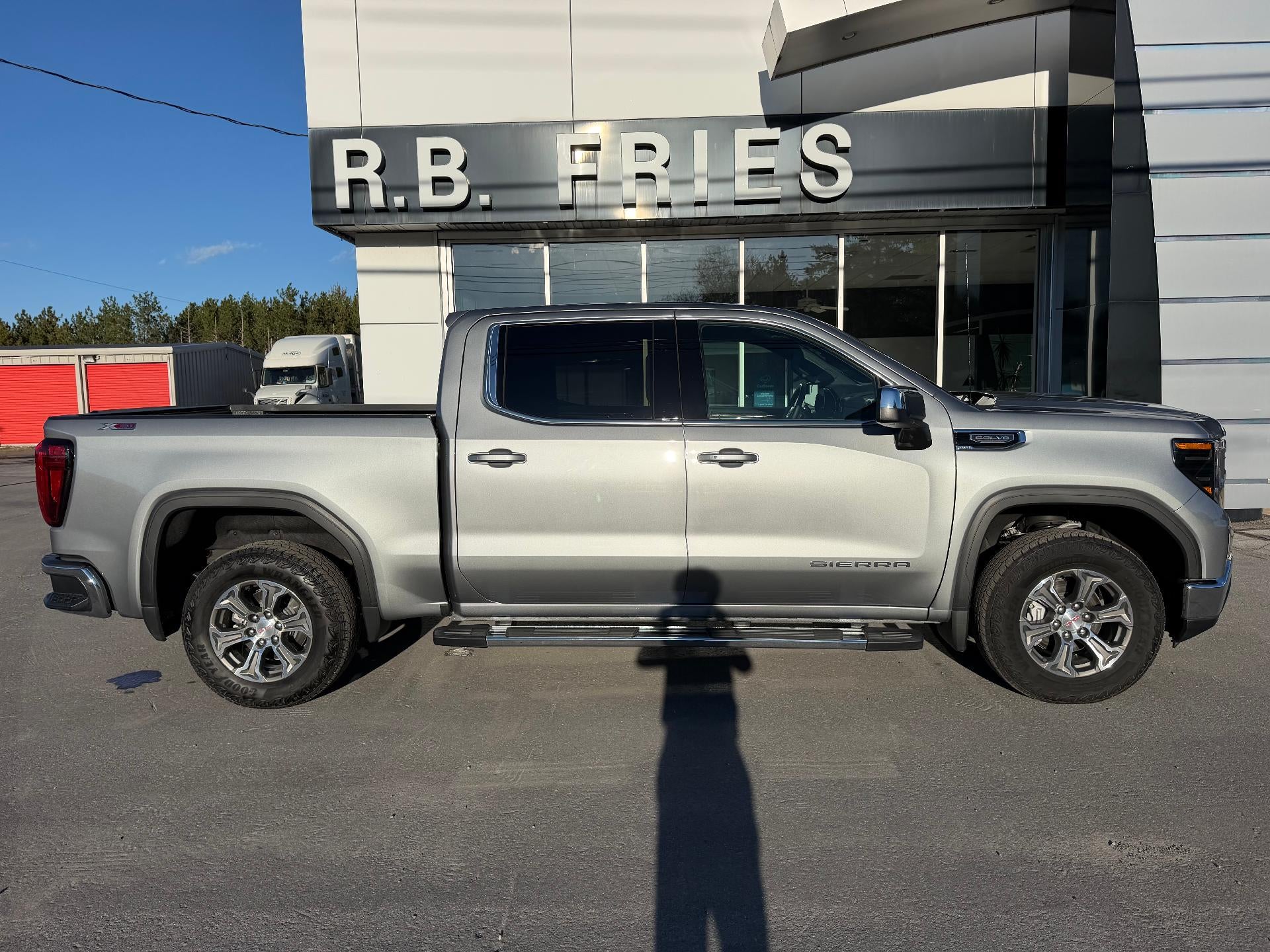 2026 GMC Sierra 1500 SLE