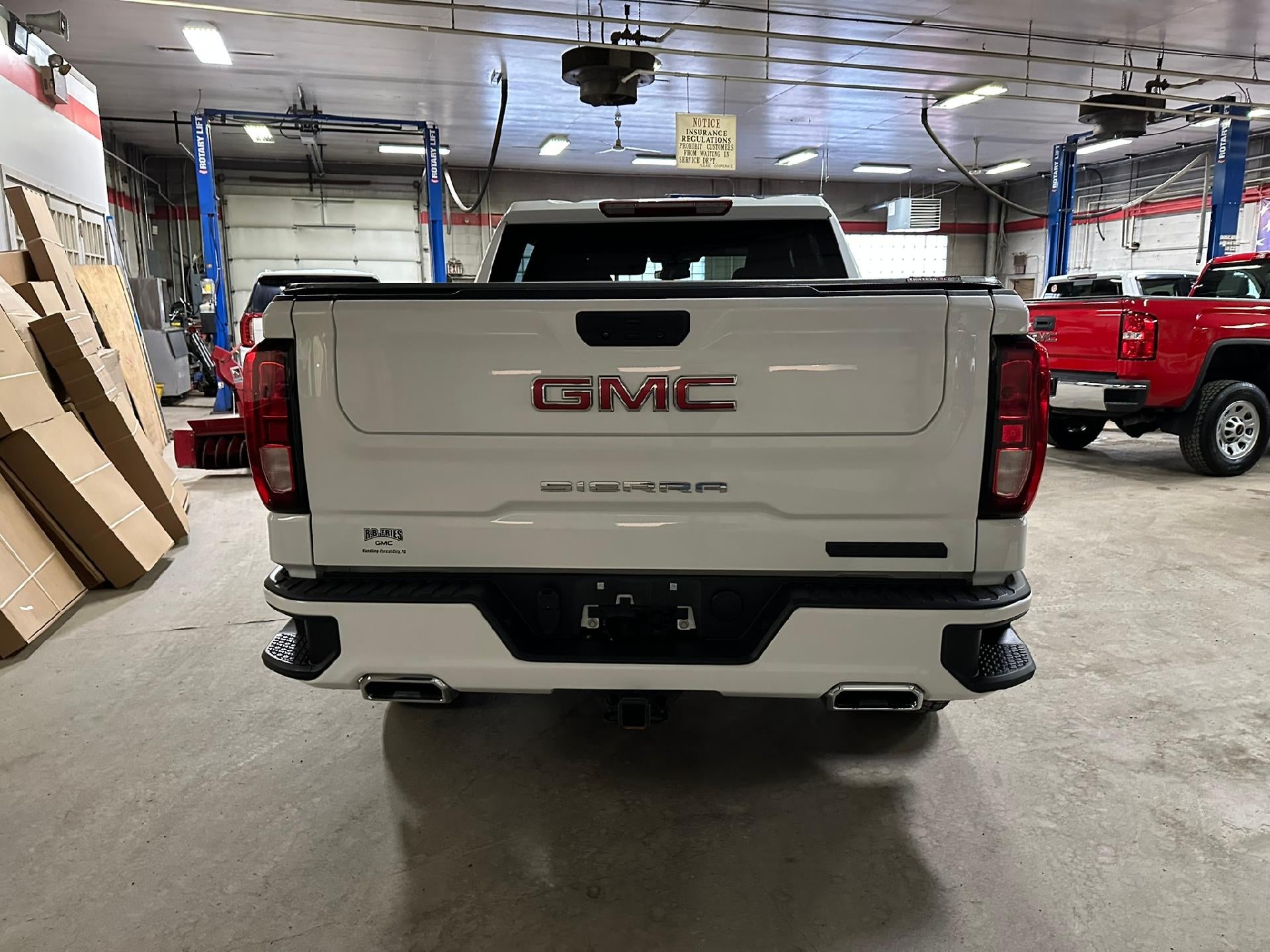 2023 GMC Sierra 1500 Elevation