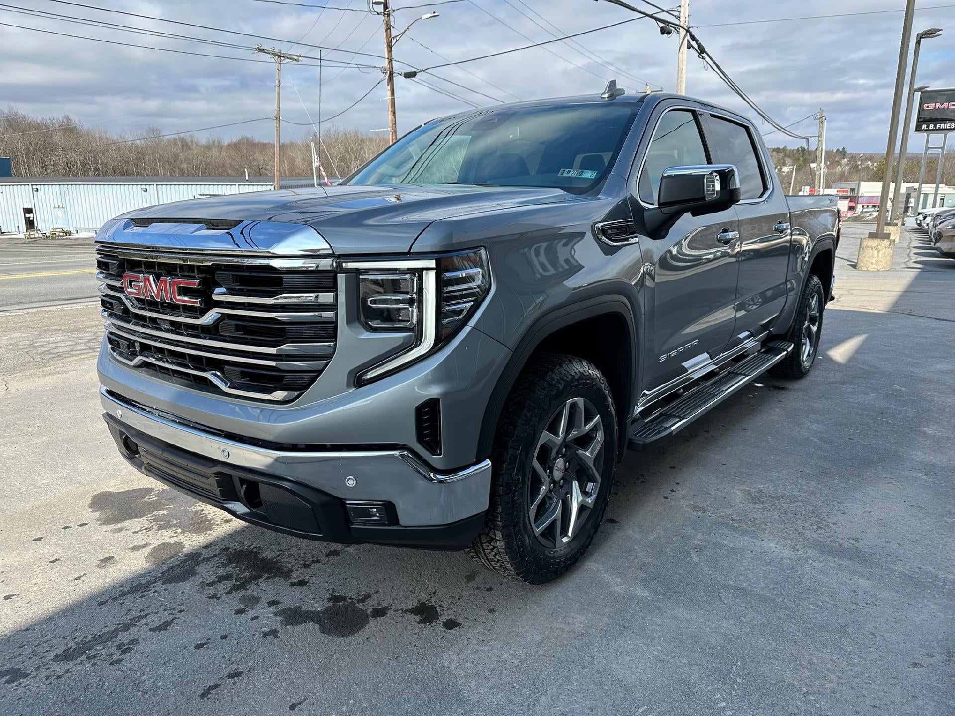 2026 GMC Sierra 1500 SLT