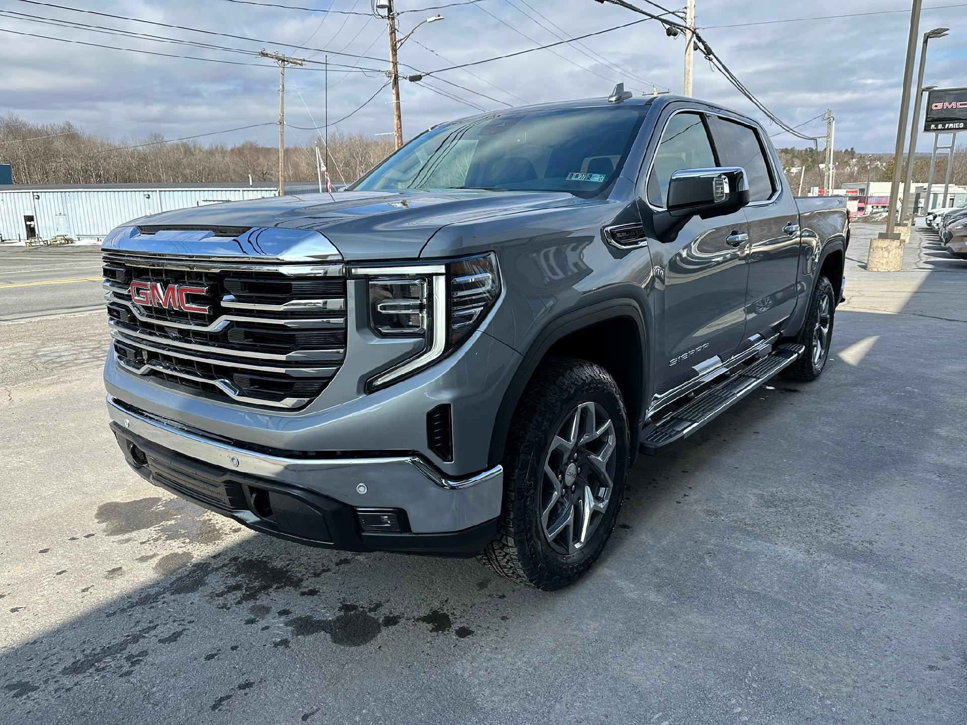 2026 GMC Sierra 1500 SLT