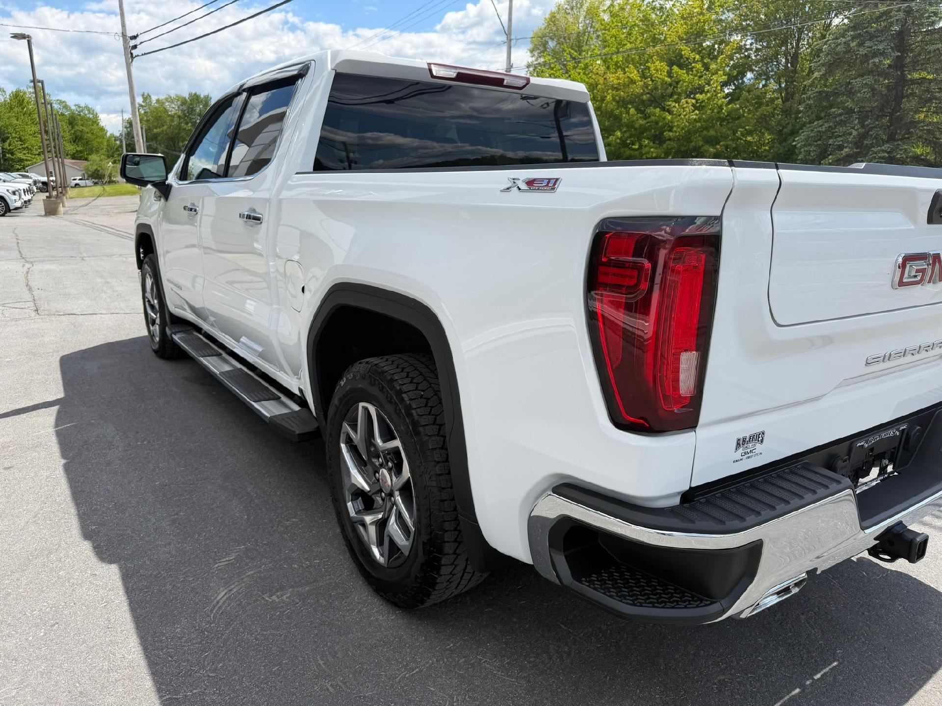 2023 GMC Sierra 1500 SLT