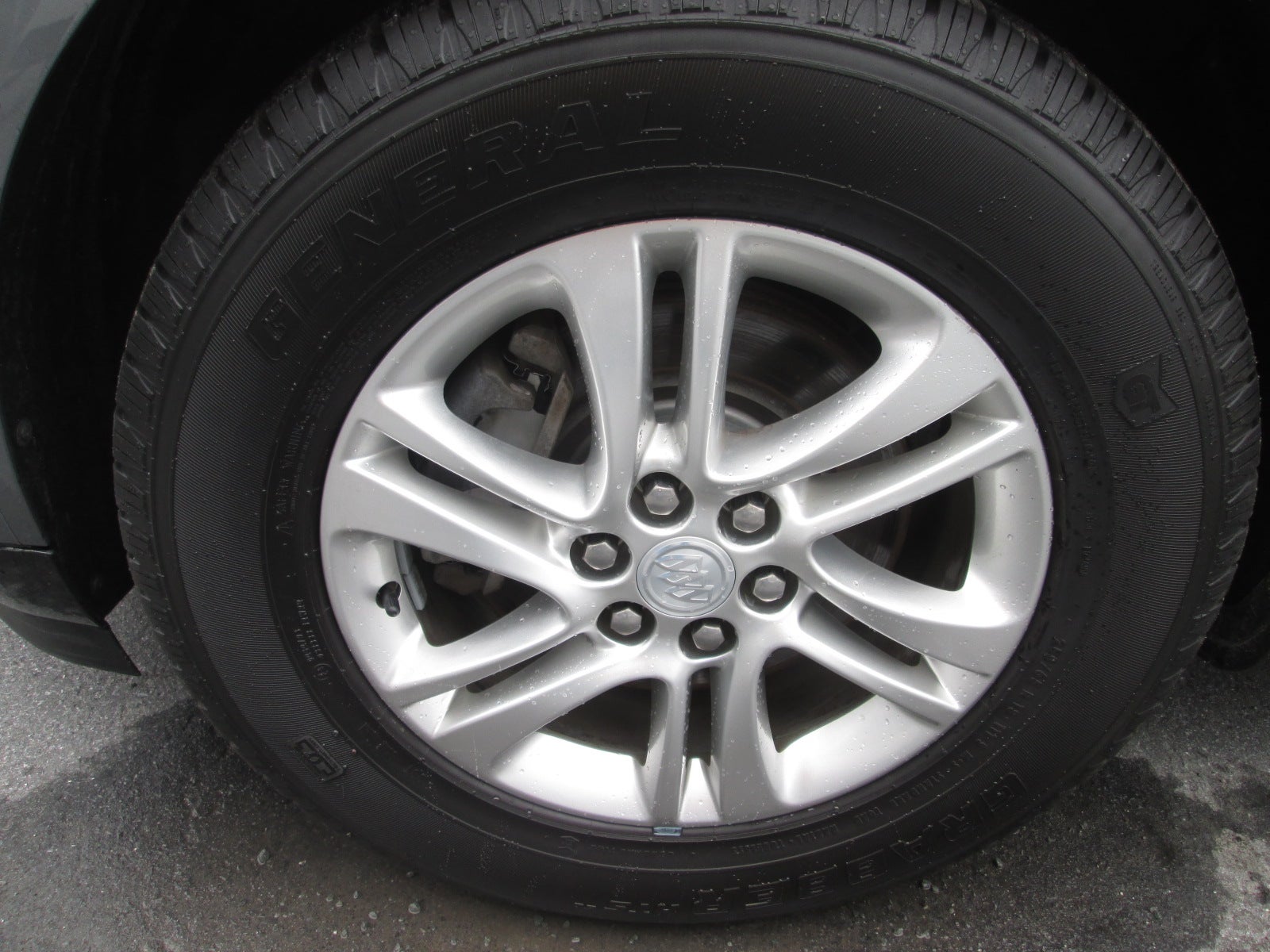 2019 Buick Enclave Essence