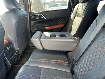 2024 Mitsubishi Outlander SEL