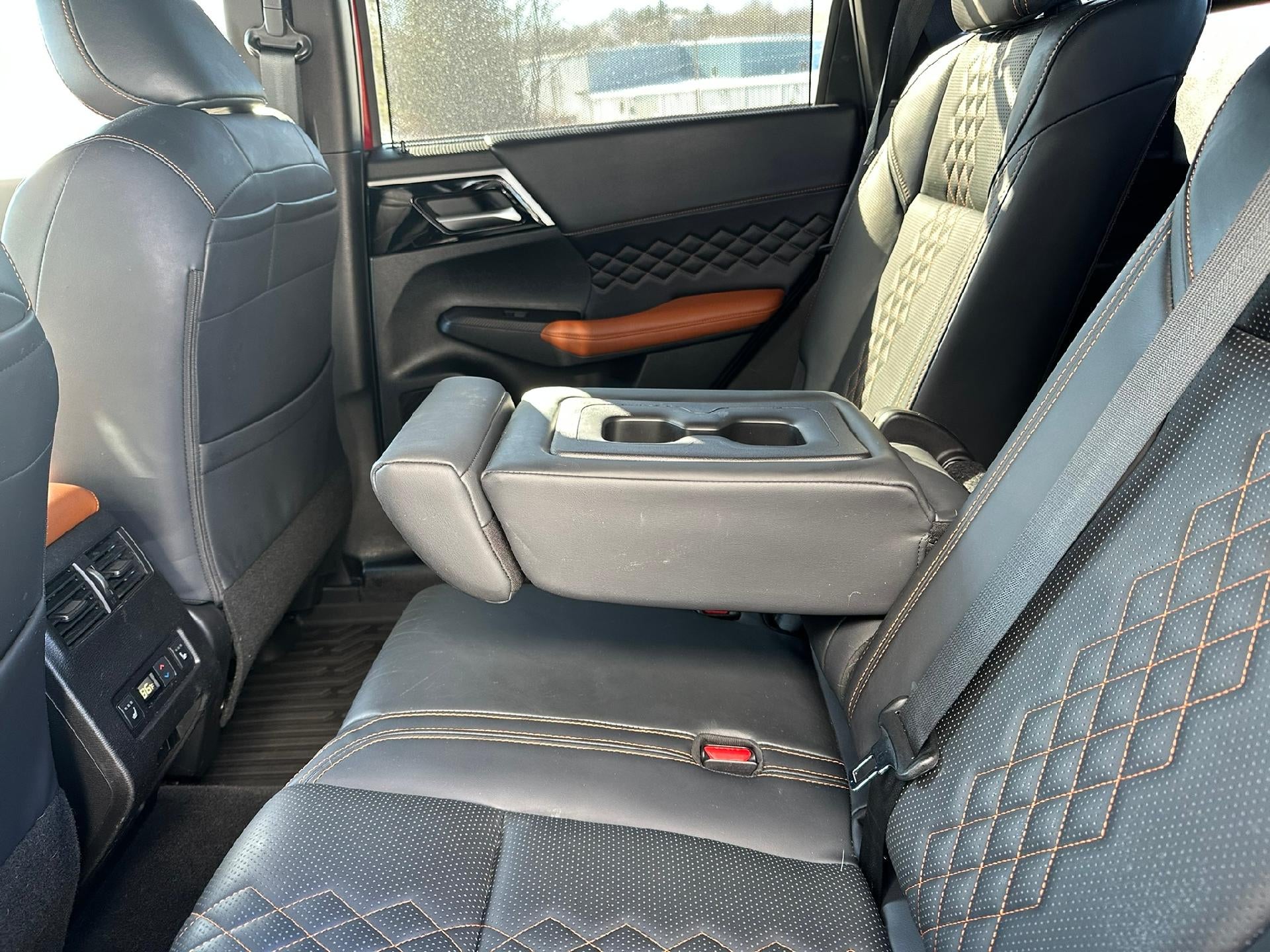 2024 Mitsubishi Outlander SEL