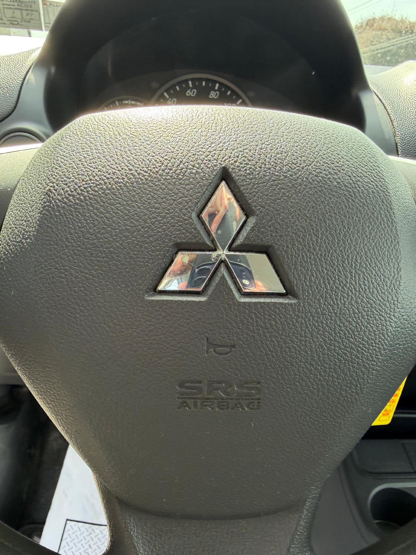 2019 Mitsubishi Mirage ES