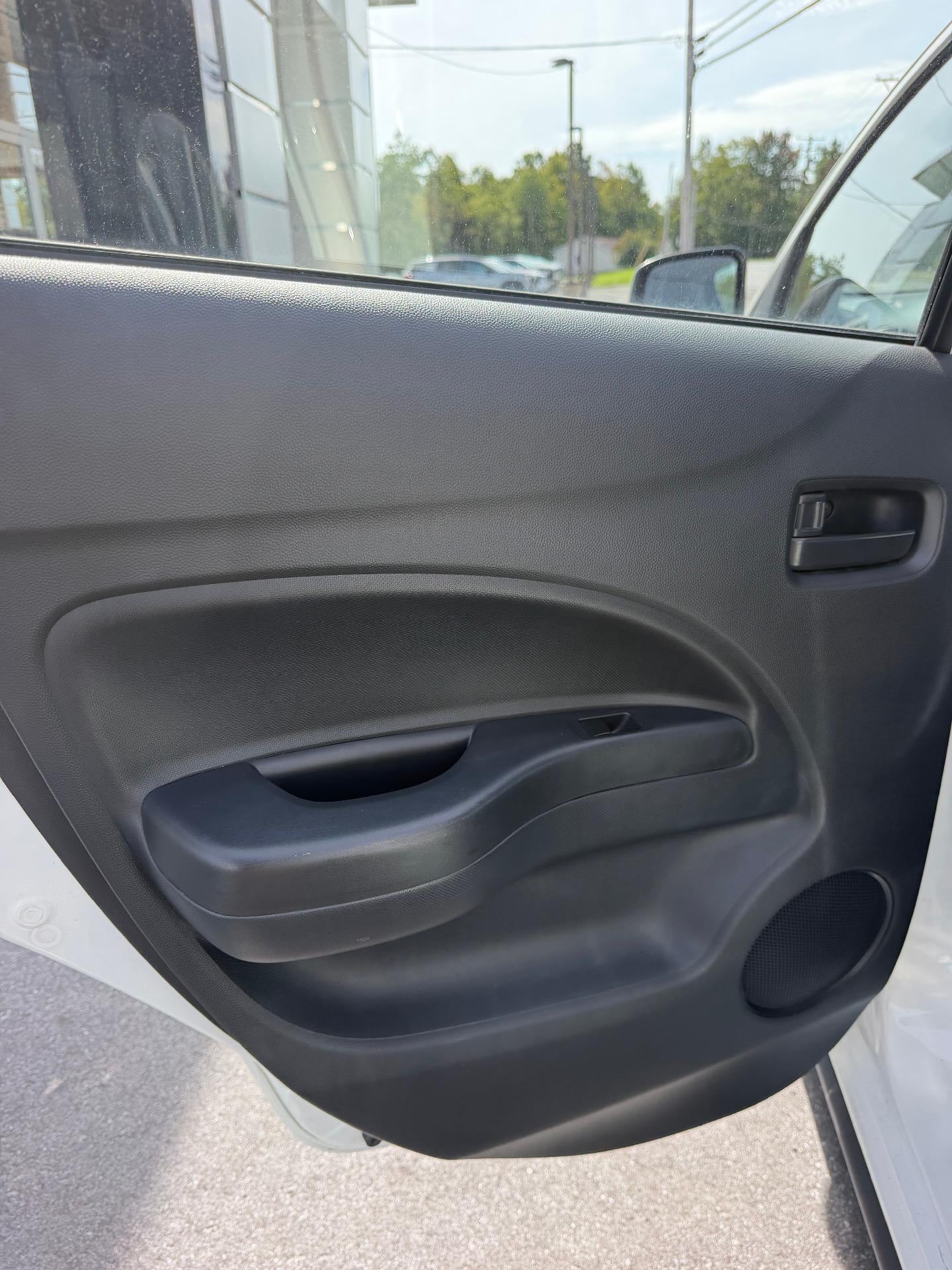 2019 Mitsubishi Mirage ES